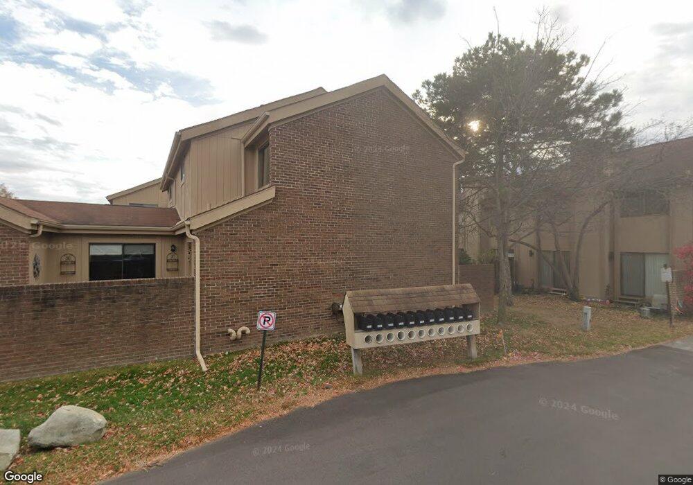 6293 Potomac Cir, West Bloomfield, MI 48322 - photo 1