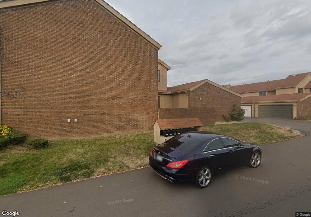 6333 Potomac Cir, West Bloomfield, MI 48322 - photo 1