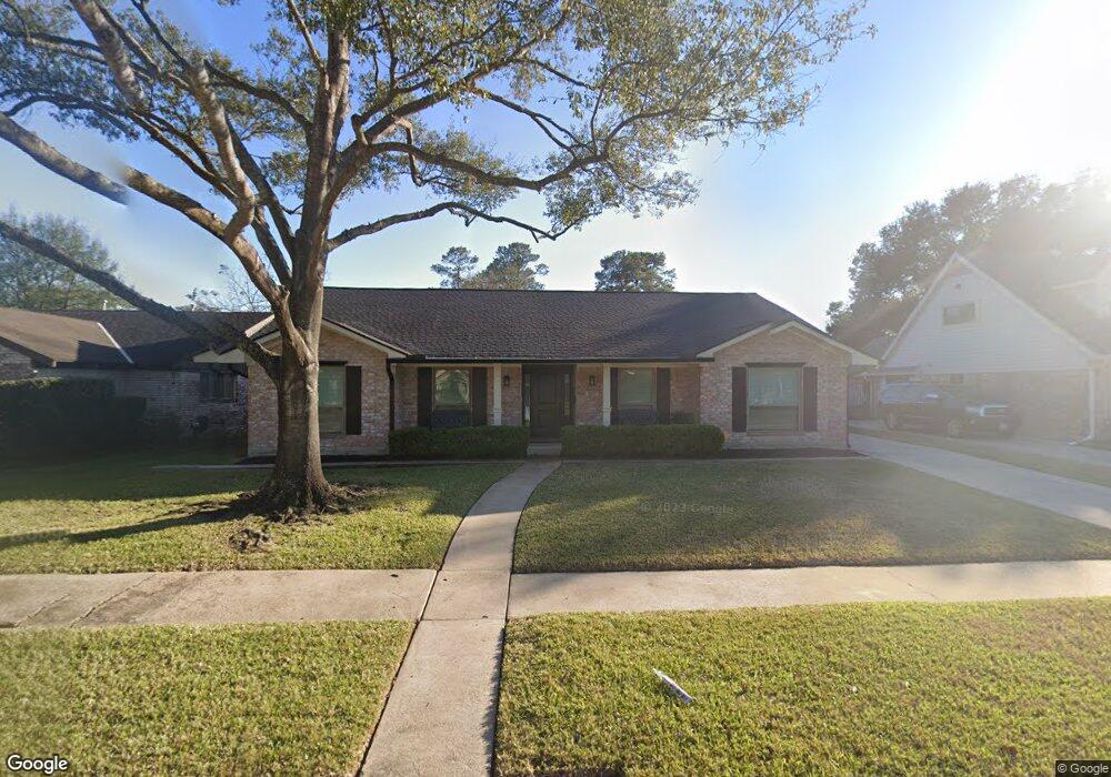 1017 Richelieu Ln, Houston, TX 77018 - photo 1