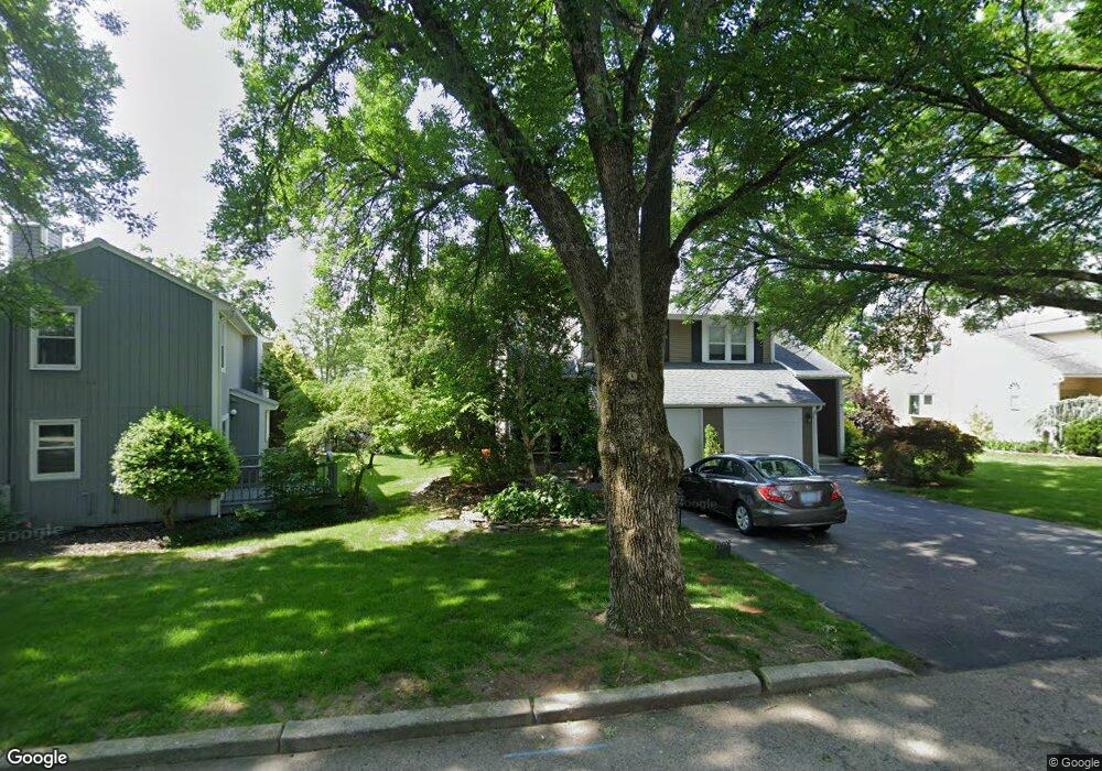 61 Arbor Dr unit 33, Providence, RI 02908 - photo 1