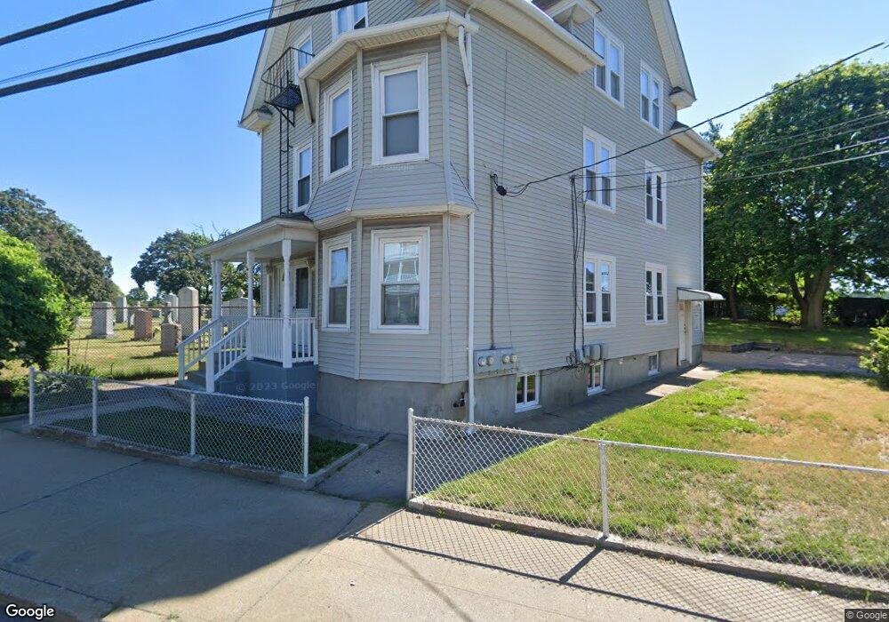 9 Smithfield Ave unit 3, Pawtucket, RI 02860 - photo 1