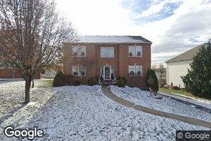 316 Chanticleer Cir, New Stanton, PA 15672