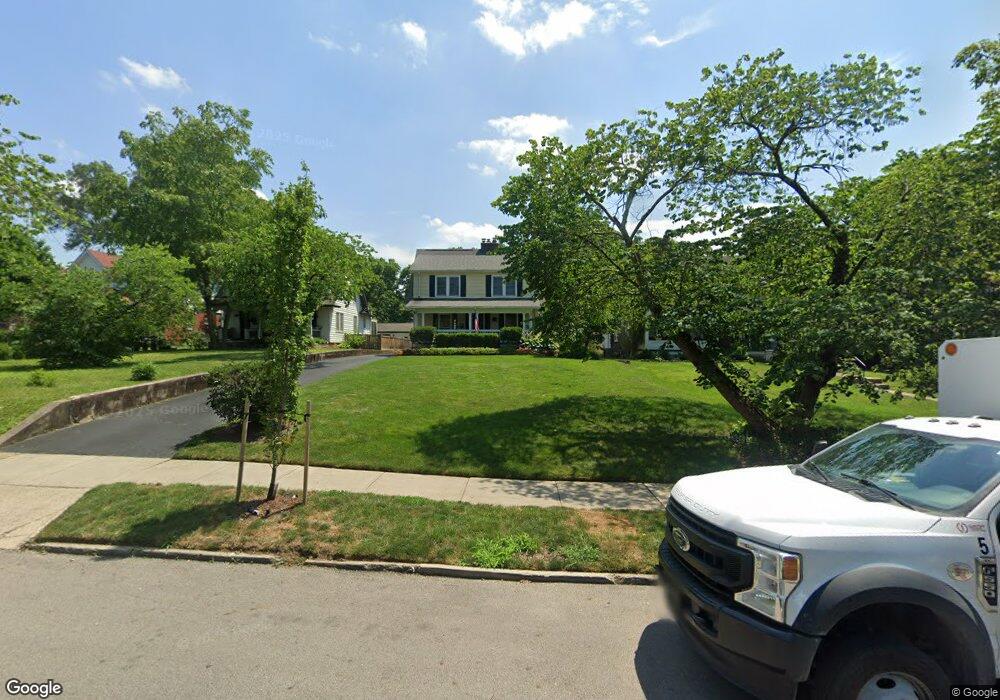 73 E Torrence Rd, Columbus, OH 43214 - photo 1