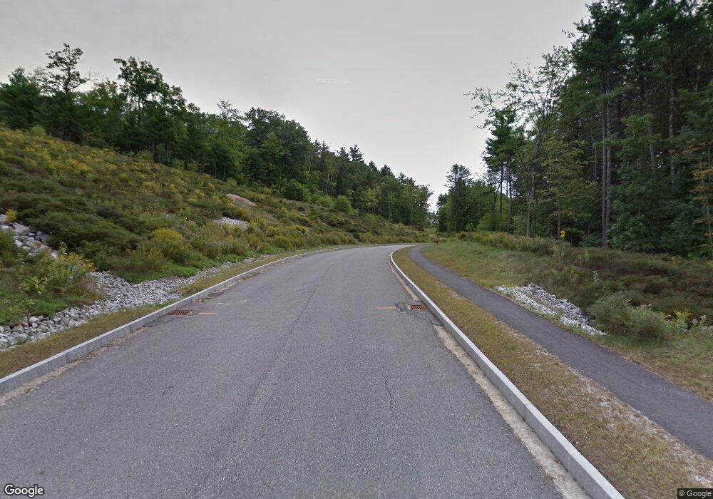 2 University Cir unit 21, Hooksett, NH 03106 - photo 1