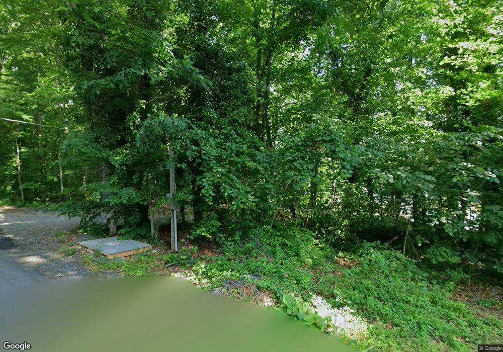 8252 N Point Rd, Manassas, VA 20112 - photo 1