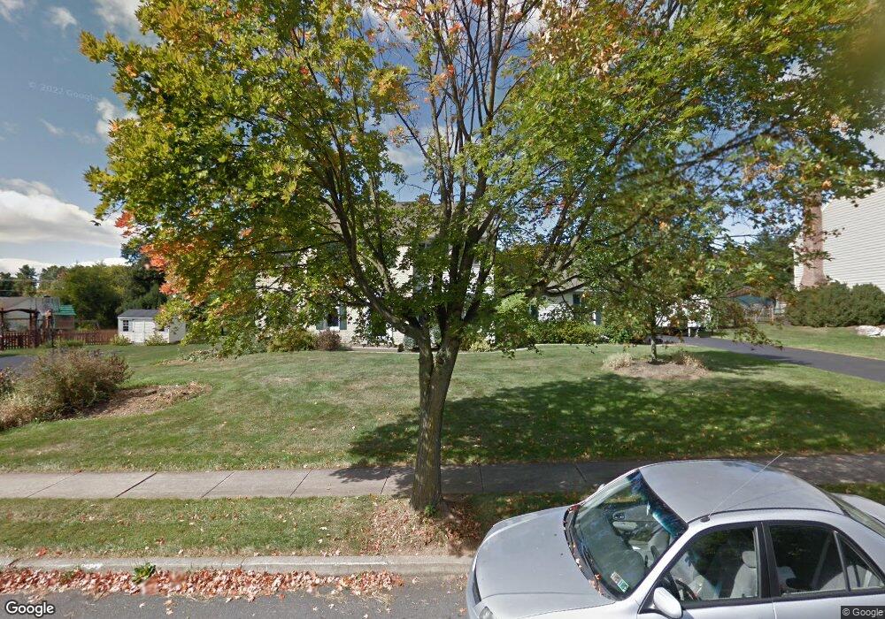 1402 Dayspring Dr, Allentown, PA 18106 - photo 1