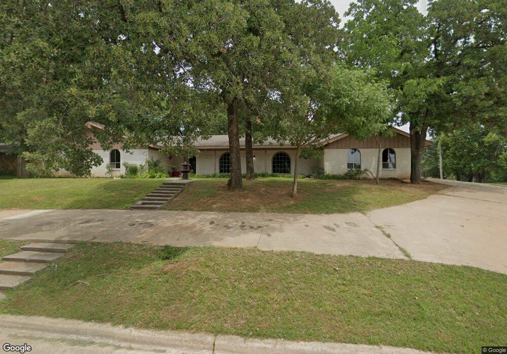 2502 Linwood Ln, Duncan, OK 73533 - photo 1