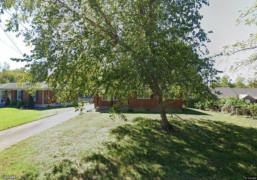 8409 Hidalgo Rd, Louisville, KY 40219 - photo 1
