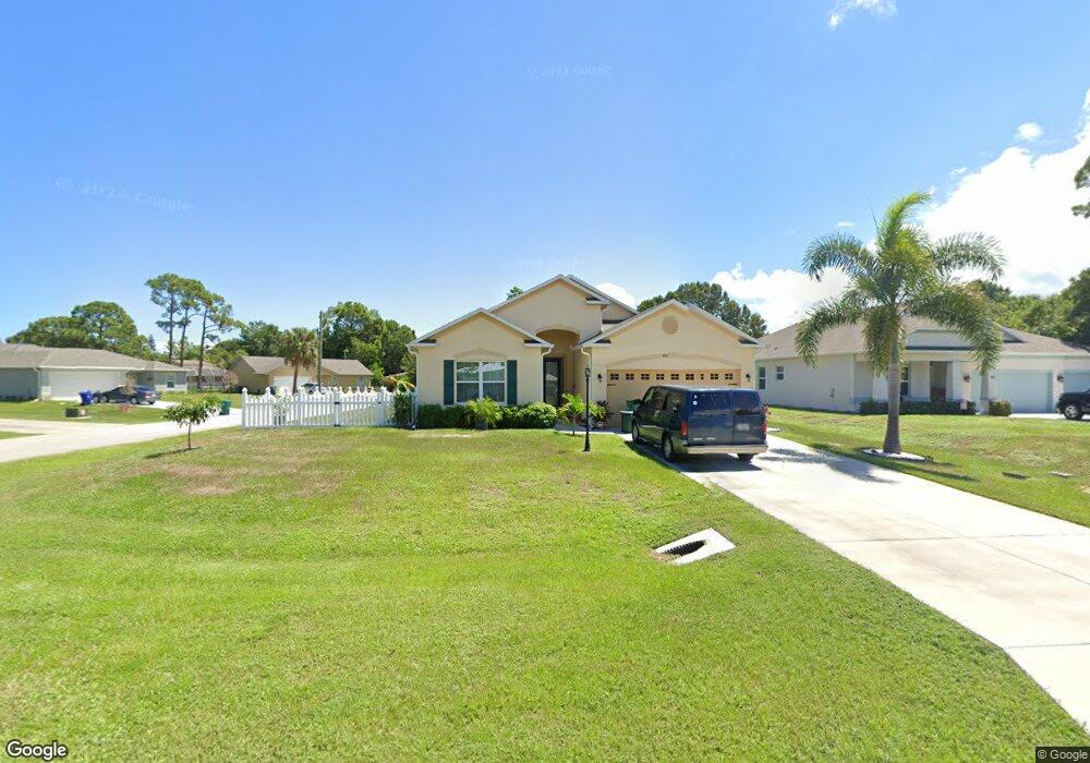 402 Periwinkle Dr, Sebastian, FL 32958 - photo 1