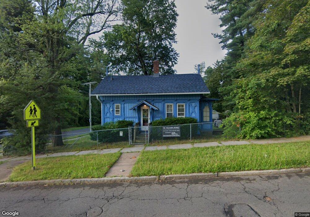 121 Holcomb St, Hartford, CT 06112 - photo 1