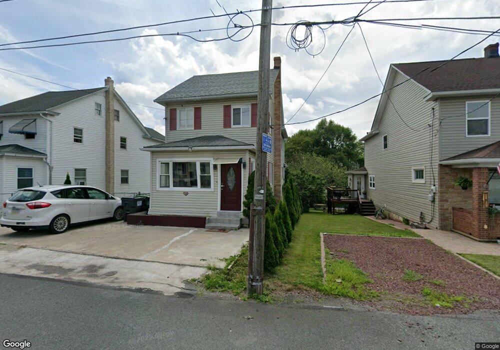 37 Bridge St, McAdoo, PA 18237 - photo 1