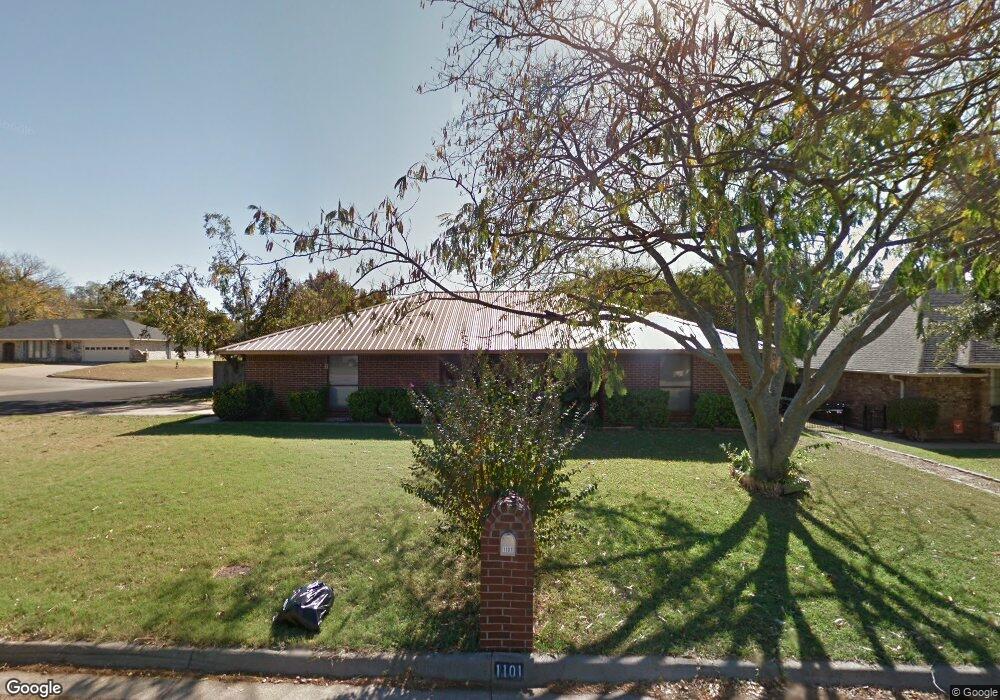 1101 Kay Dr, Weatherford, TX 76086 - photo 1