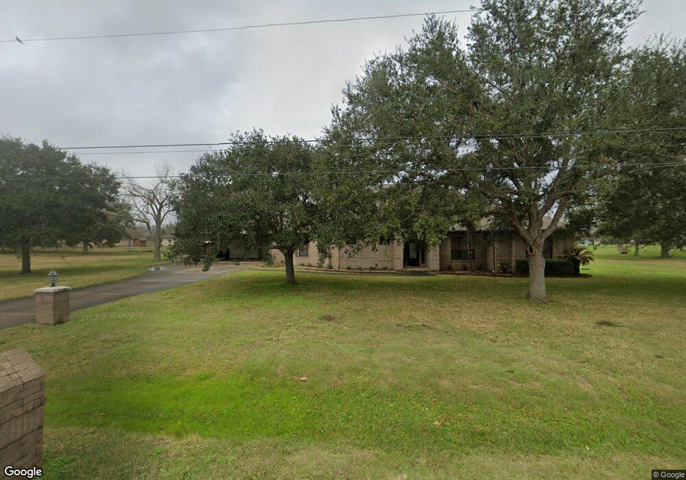 2826 Cytherea Cir, Alvin, TX 77511 - photo 1