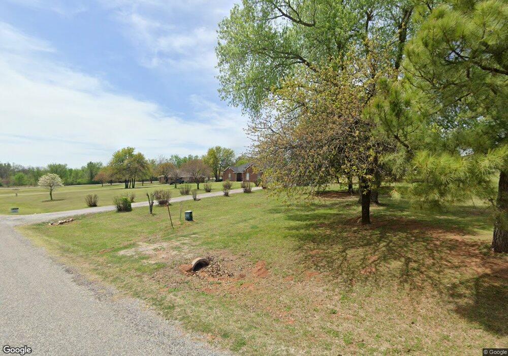 790 S Walnut Dr, Tuttle, OK 73089 - photo 1