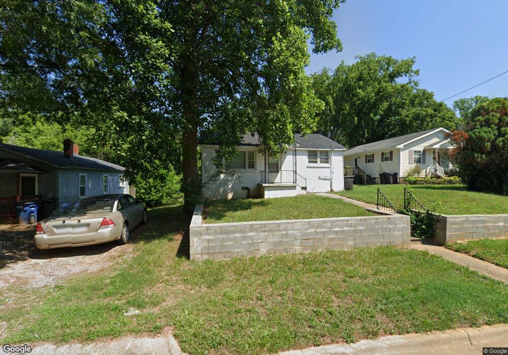 629 E Sharpe St, Statesville, NC 28677 - photo 1