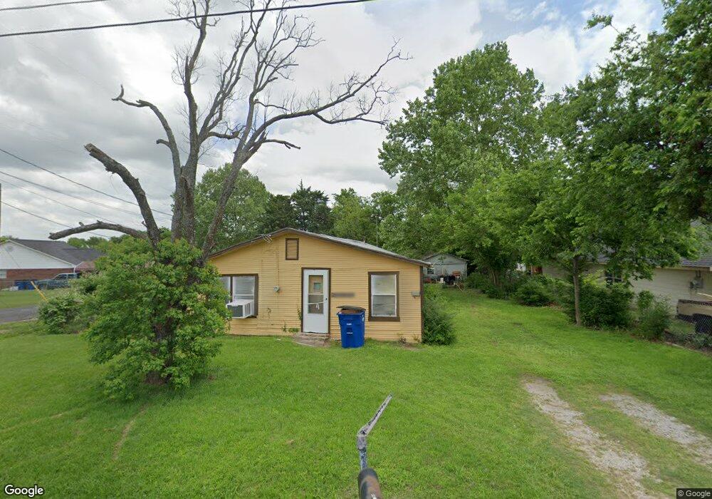 411 Houston St, Ennis, TX 75119 - photo 1