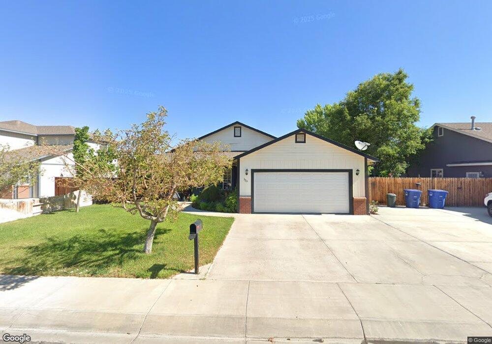 520 Dani St, Fallon, NV 89406 - photo 1