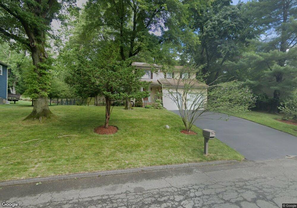 95 Burkhardt Ln, Harrington Park, NJ 07640 - photo 1
