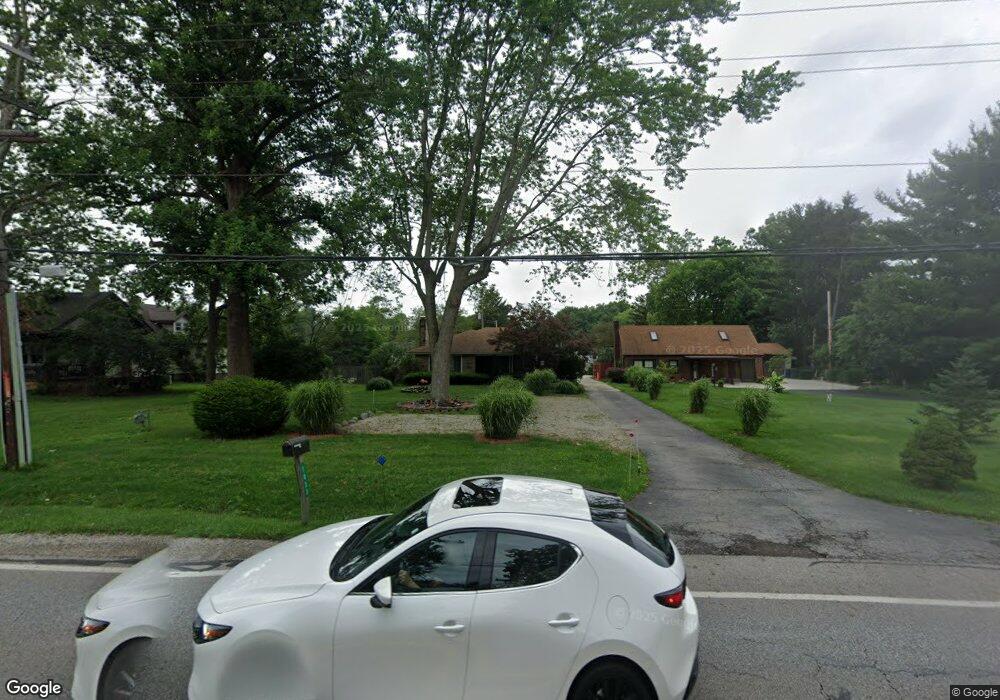 1033 McNaughten Rd, Columbus, OH 43213 - photo 1