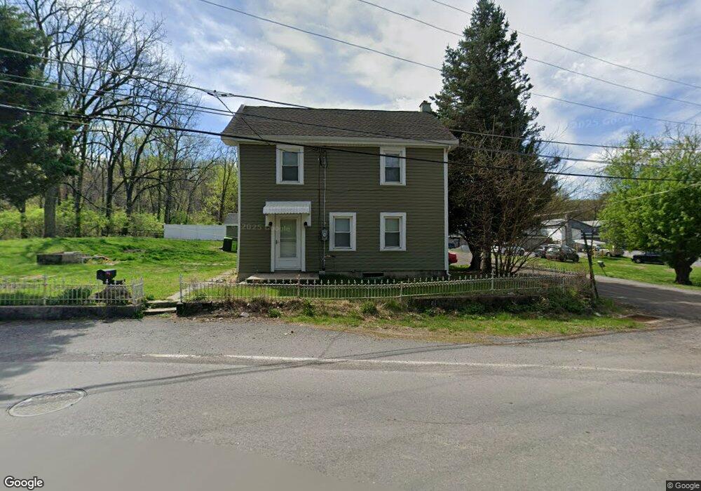 209 W Wesner Rd, Reading, PA 19605 - photo 1