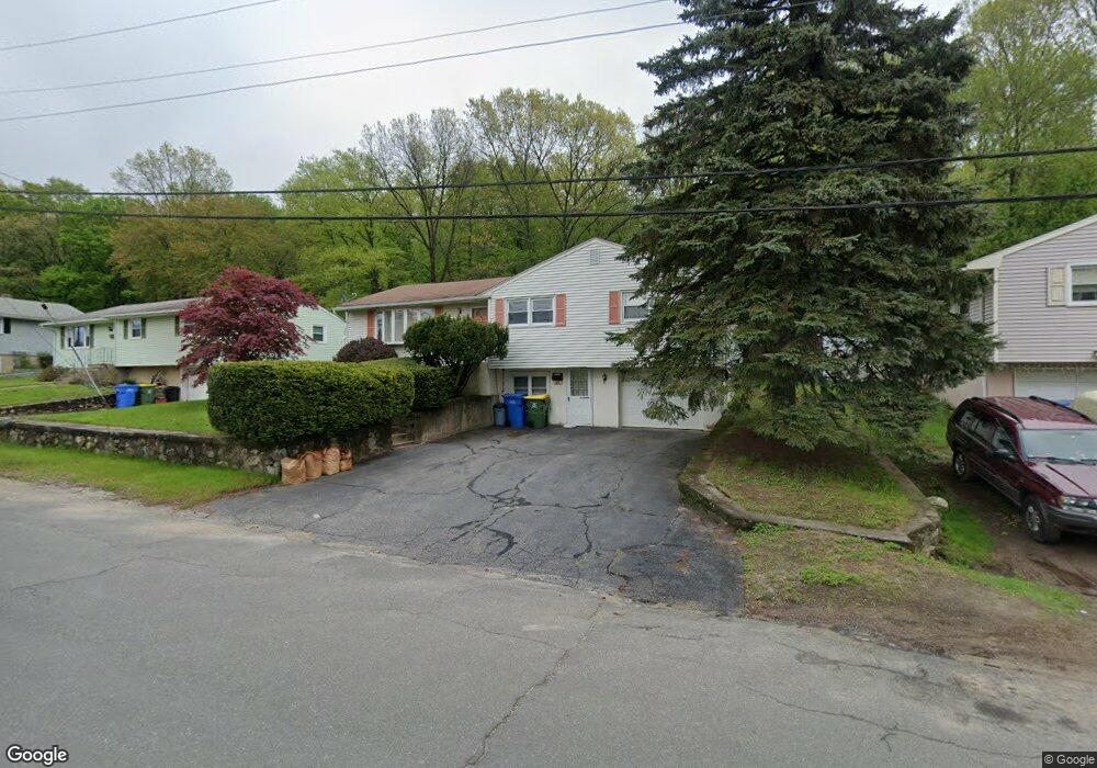 111 Newport Dr, Waterbury, CT 06705 - photo 1