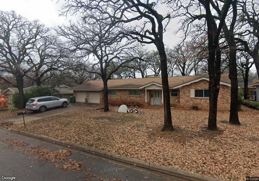 532 Brookview Dr, Hurst, TX 76054 - photo 1
