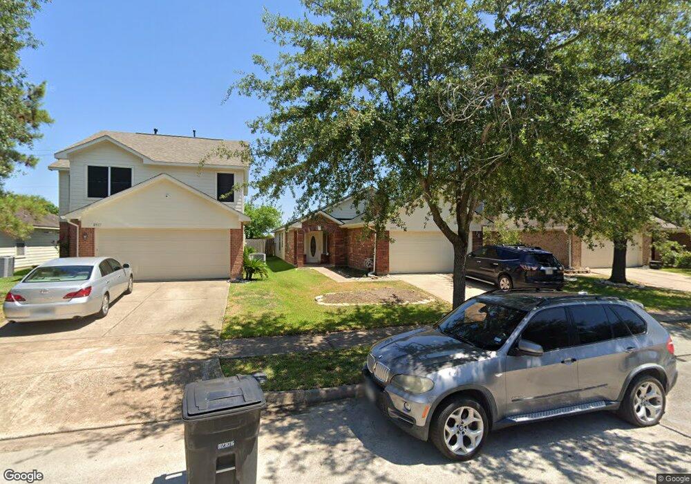 8915 Doak Ln, Houston, TX 77075 - photo 1