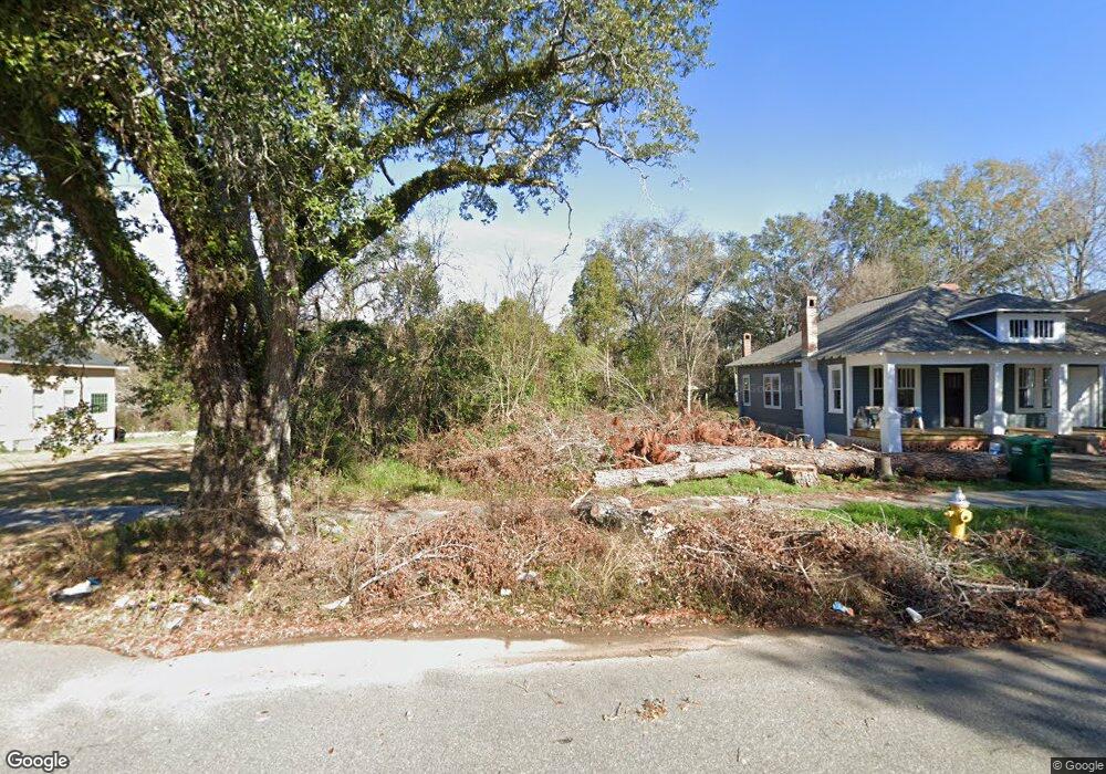 217 W 1st Ave, Albany, GA 31701 - photo 1