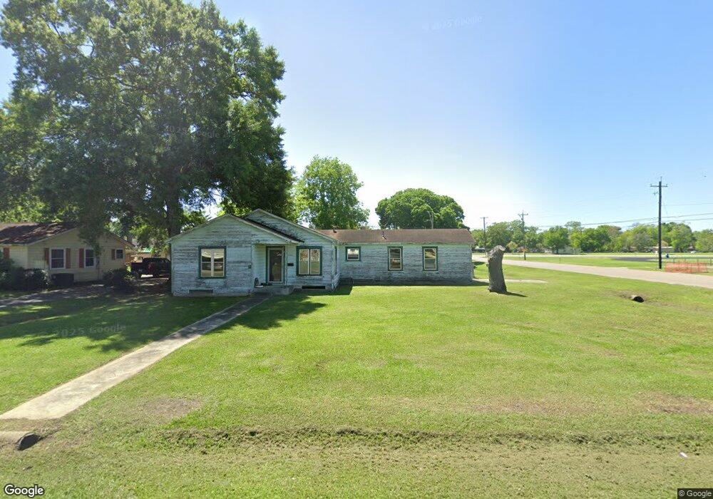 3100 13th St, Bay City, TX 77414 - photo 1