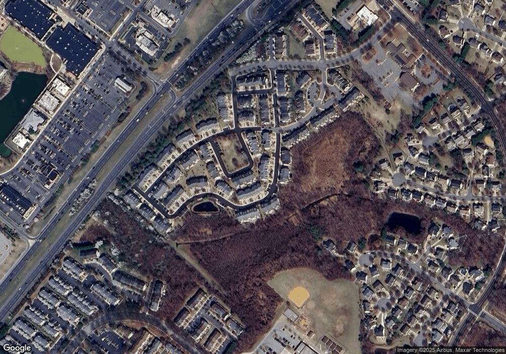 2433 Ogden Square unit 125, Gambrills, MD 21054 - photo 1