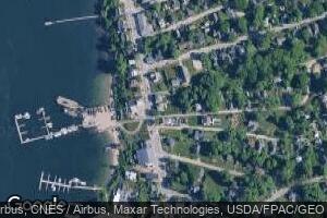 93 Island Ave, Peaks Island, ME 04108