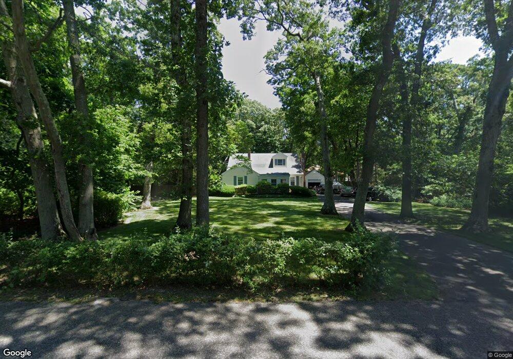 297 Mcconnell Ave, Bayport, NY 11705 - photo 1