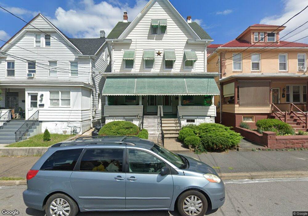 693 N Vine St, Hazleton, PA 18201 - photo 1