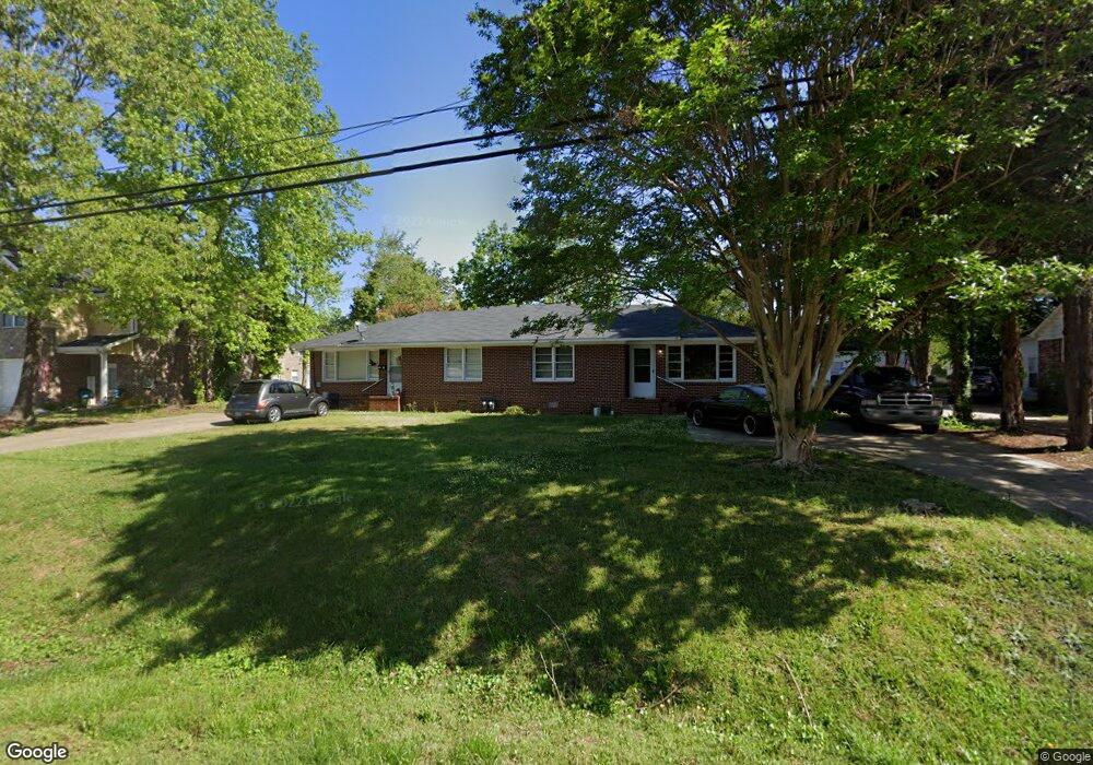 256 E Broad St, Winder, GA 30680 - photo 1