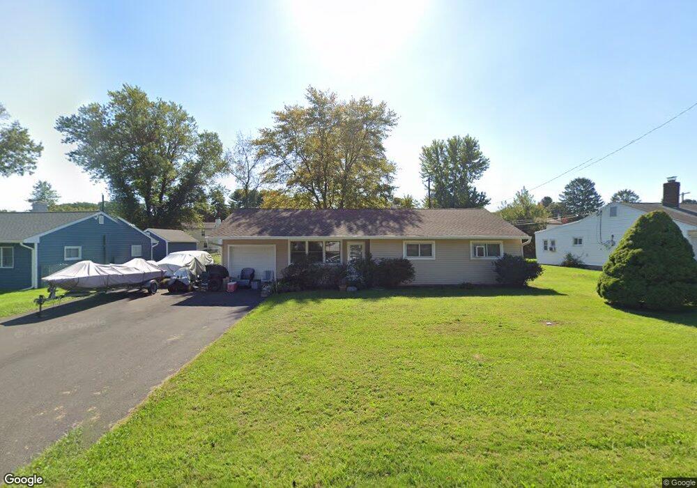 944 Rozel Ave, Southampton, PA 18966 - photo 1