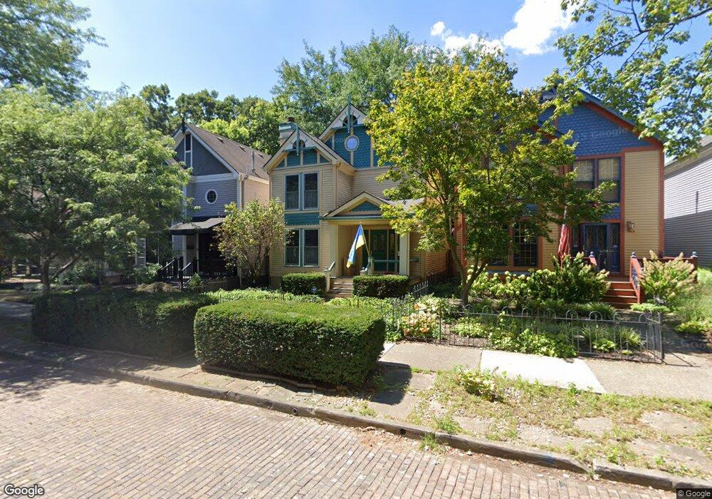 1249 Harrison Ave, Columbus, OH 43201 - photo 1