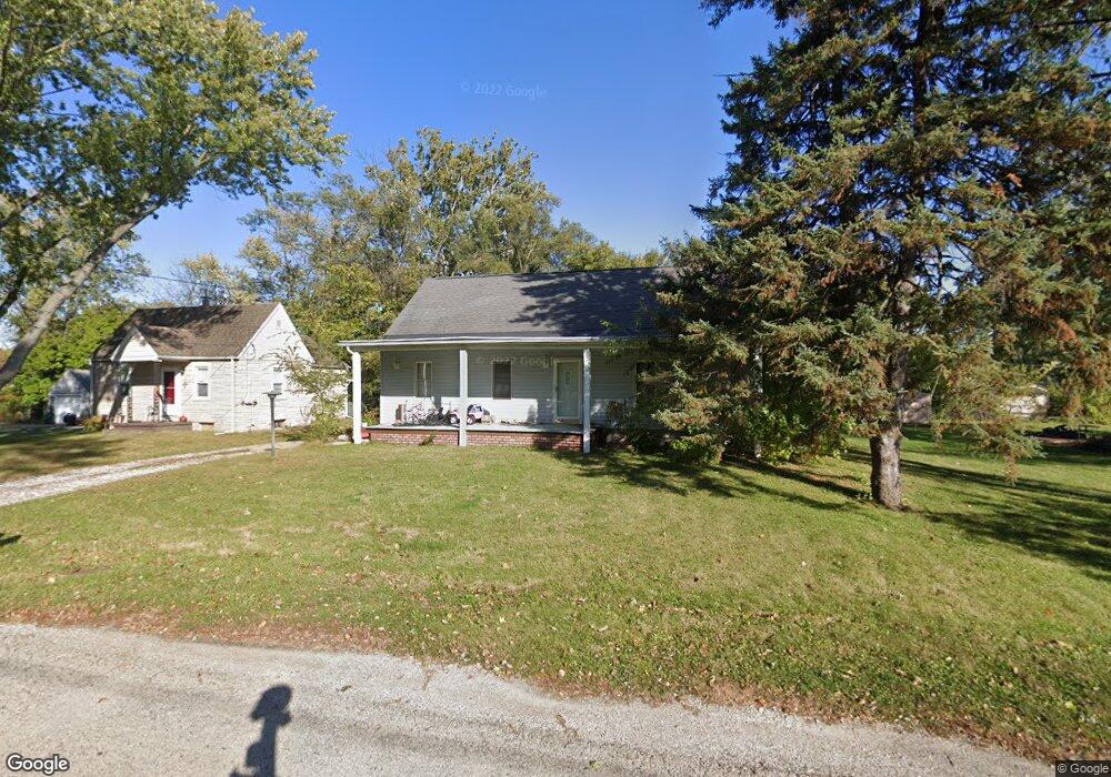 204 Loren St, Washington, IL 61571 - photo 1