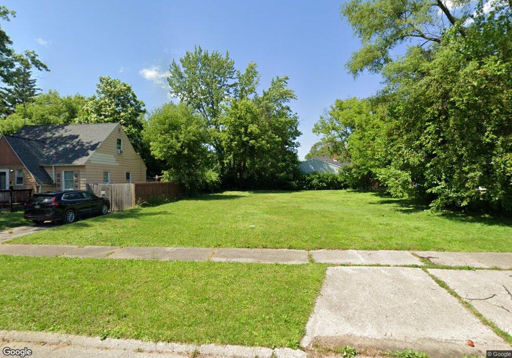 832 Barrie Ave, Flint, MI 48507 - photo 1