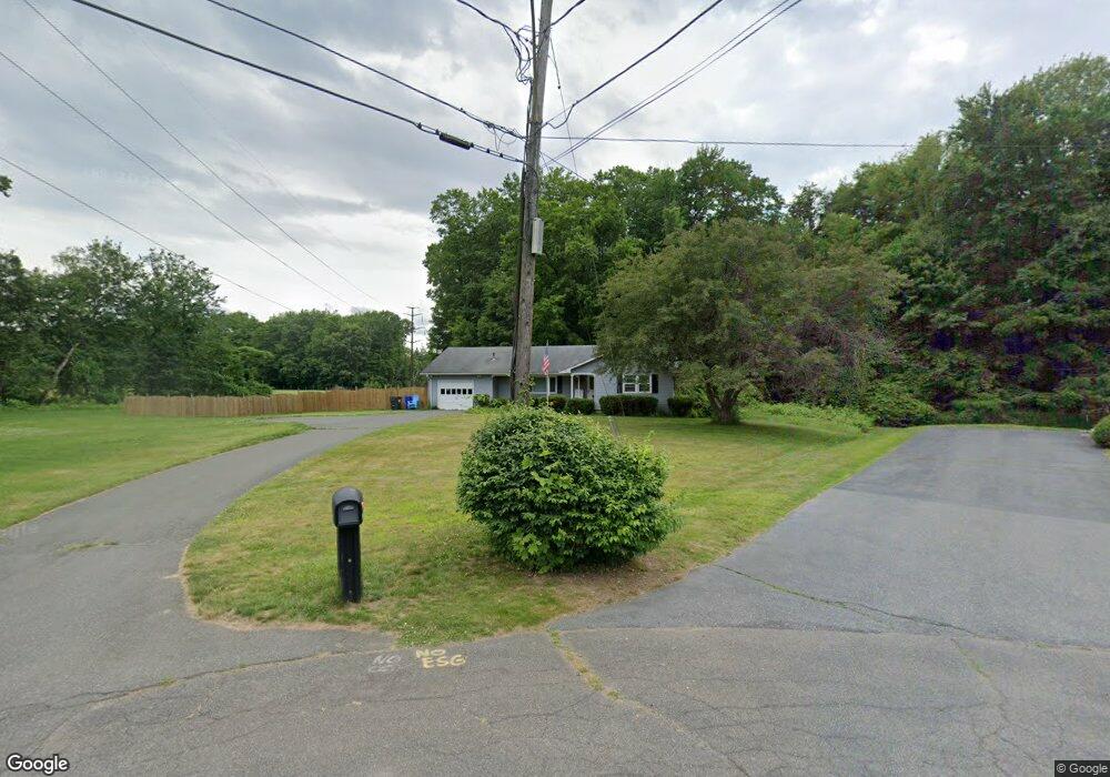 14 Richardson Cir, Easthampton, MA 01027 - photo 1