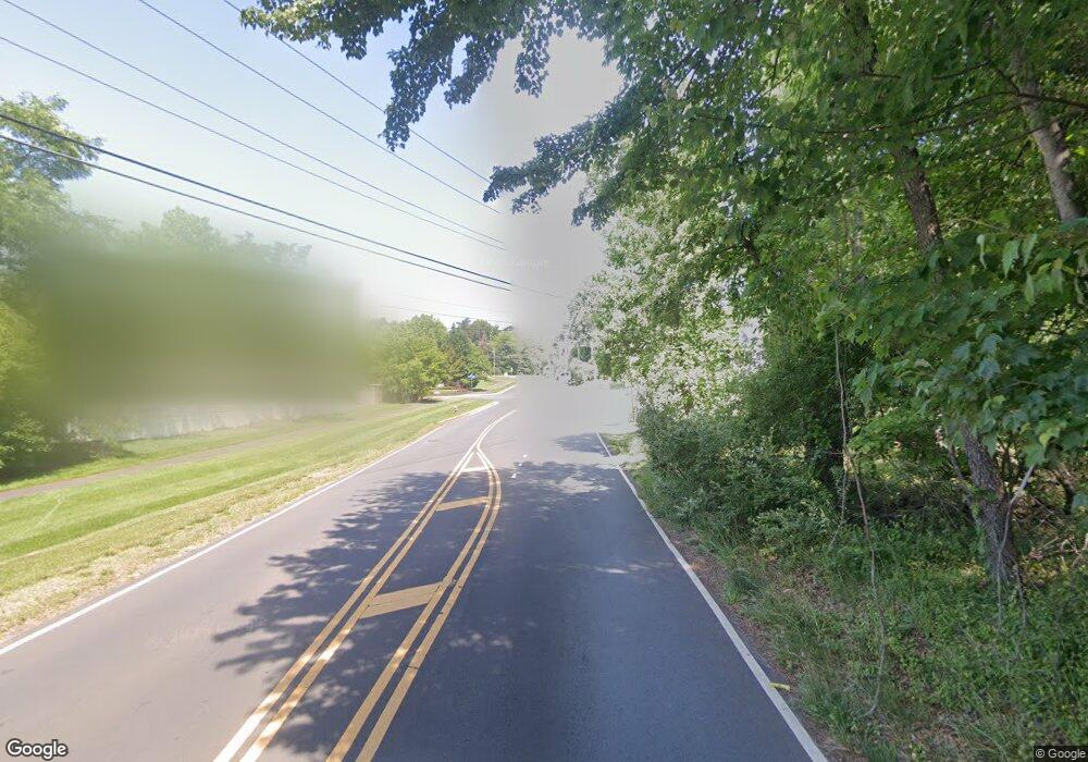 11020 Oakton Rd, Oakton, VA 22124 - photo 1