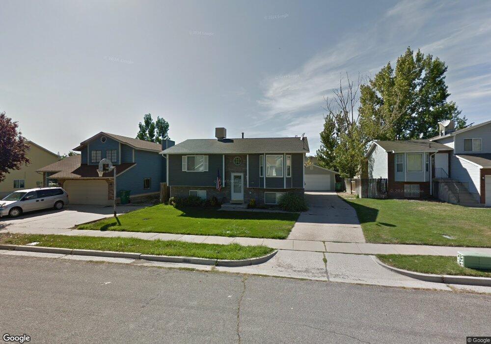 1177 N 200 W, Layton, UT 84041 - photo 1