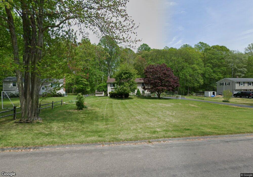 25 Pheasant Run Dr, Gales Ferry, CT 06335 - photo 1