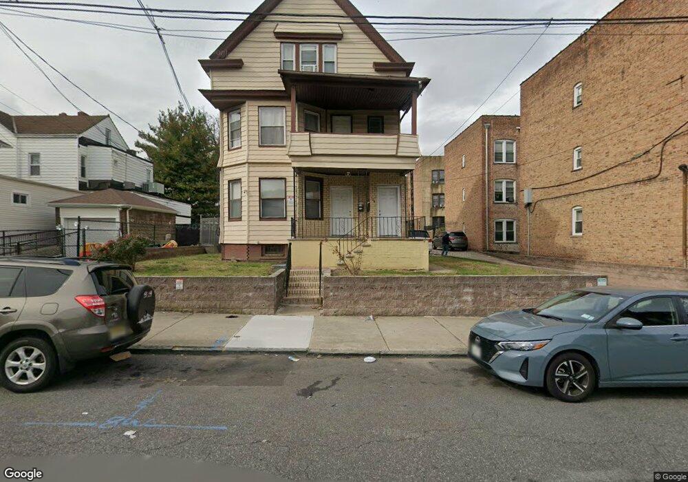 176 E 32nd St unit 2, Paterson, NJ 07514 - photo 1