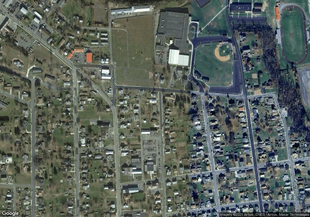 122 N Grove St, Petersburg, WV 26847 - photo 1