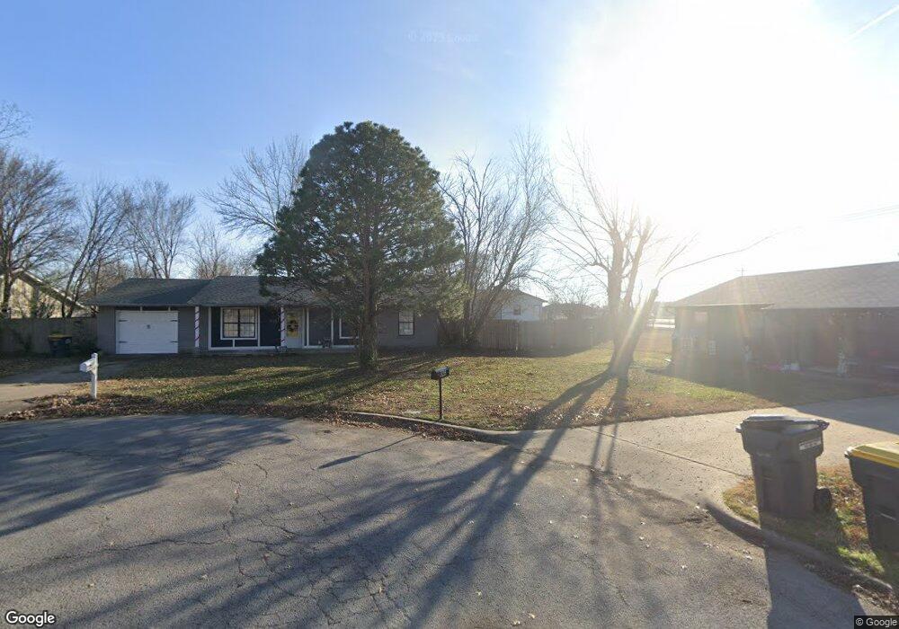 1028 E 144th St, Glenpool, OK 74033 - photo 1