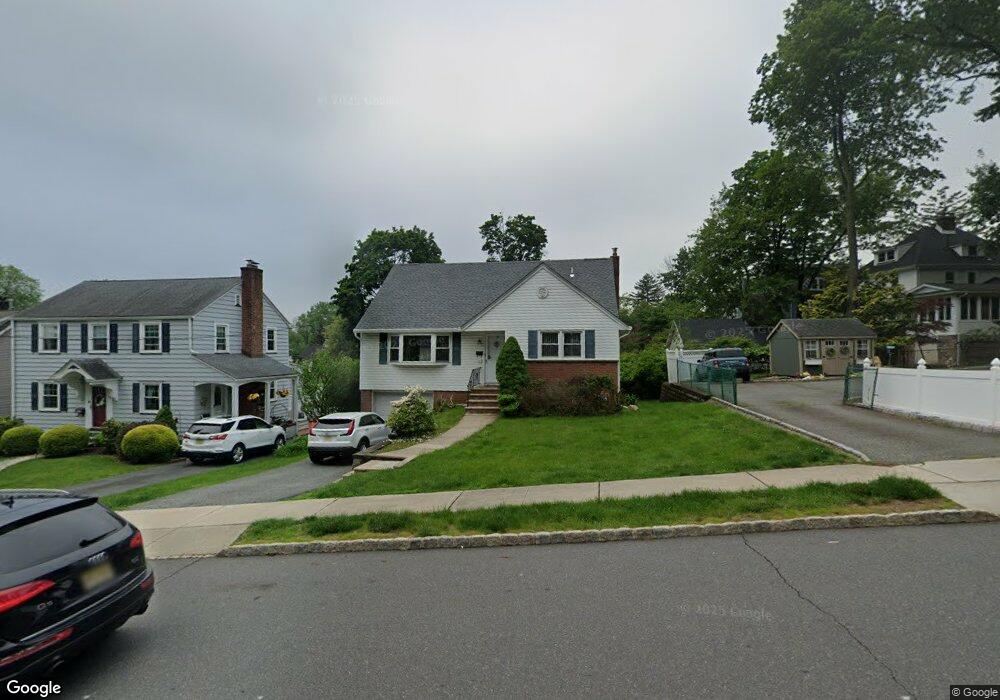 281 Linden Ave, Verona, NJ 07044 - photo 1