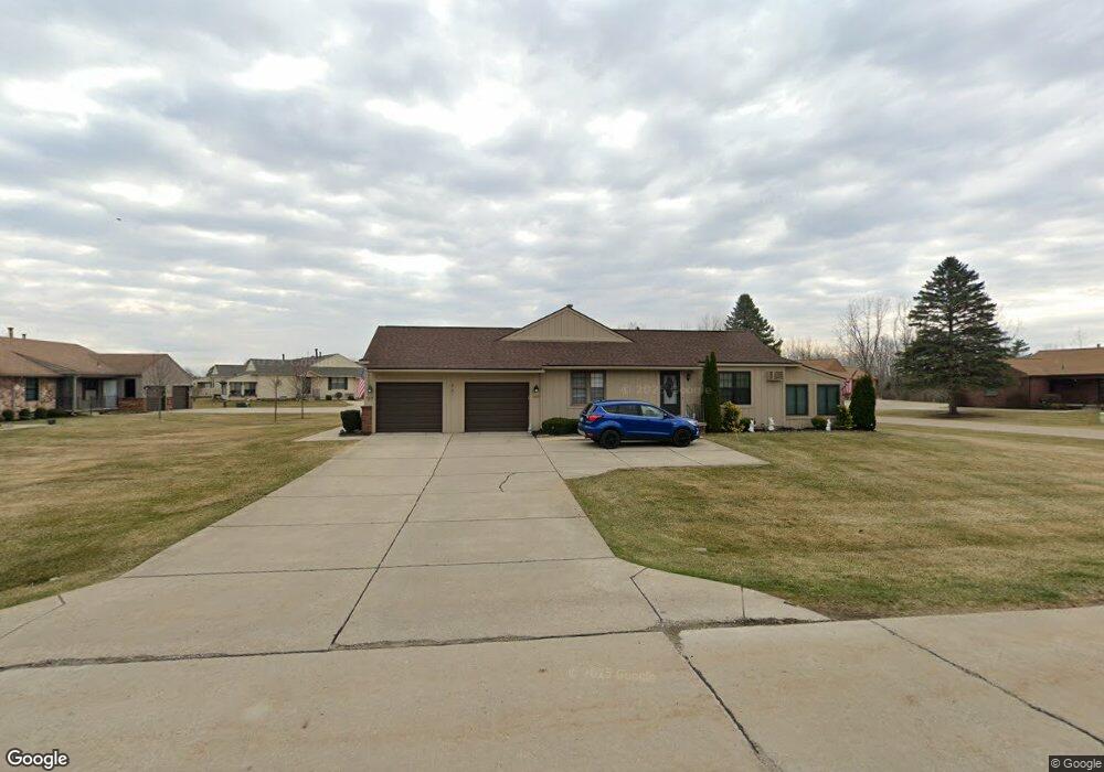 11834 Shenandoah Dr unit 136 3, South Lyon, MI 48178 - photo 1