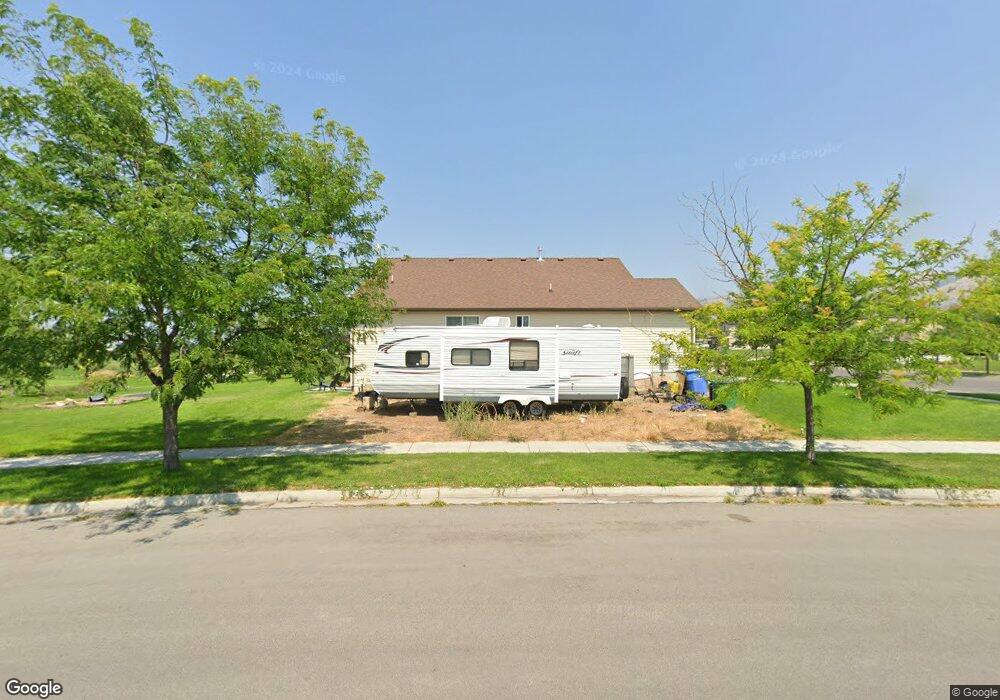 514 W 20 N unit 16, Hyrum, UT 84319 - photo 1