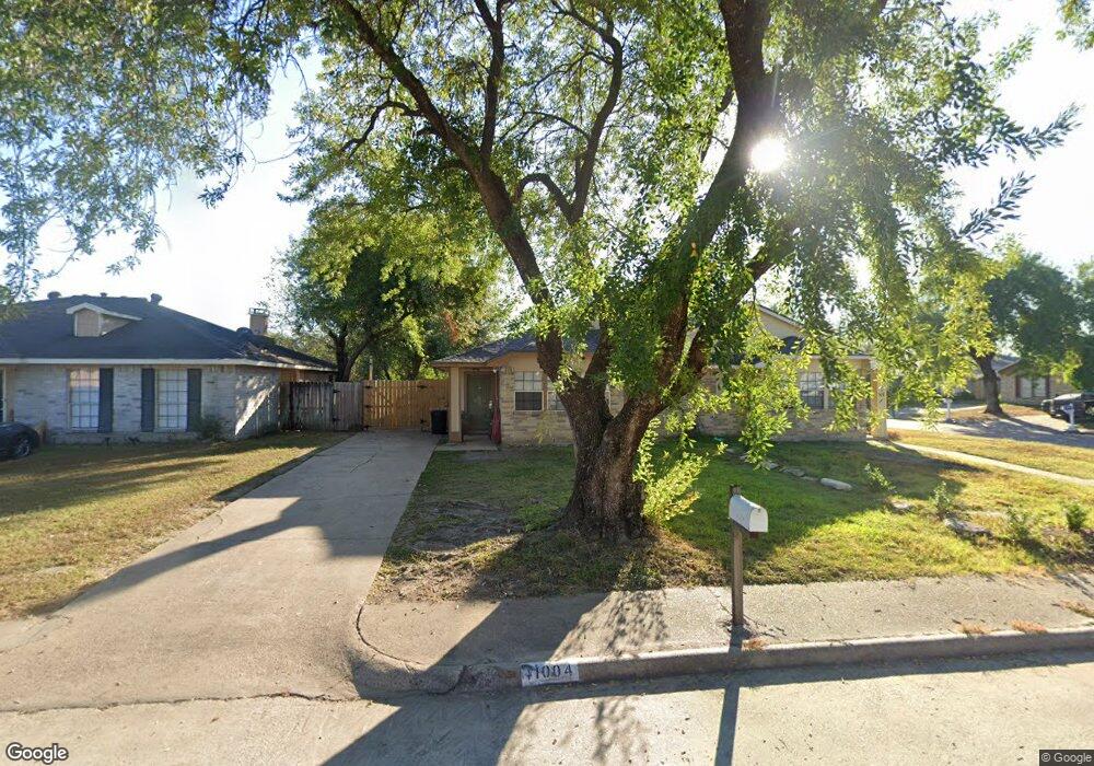 11004 Crinkleawn Dr, Houston, TX 77086 - photo 1