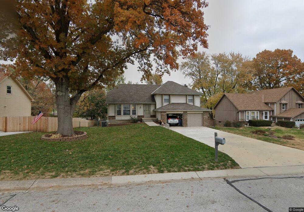 11012 W 49th Terrace, Shawnee, KS 66203 - photo 1